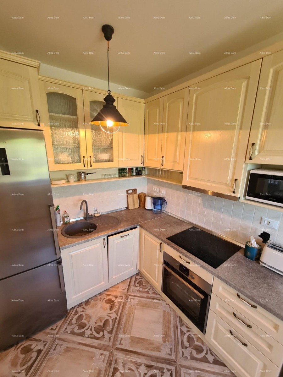 Three-storey apartment with a roof terrace! 100 meters from the sea. 17