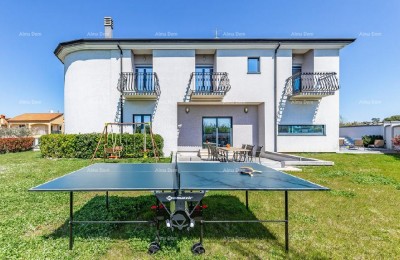 7 km from the center of Pula. 4 km to the town of Medulin.