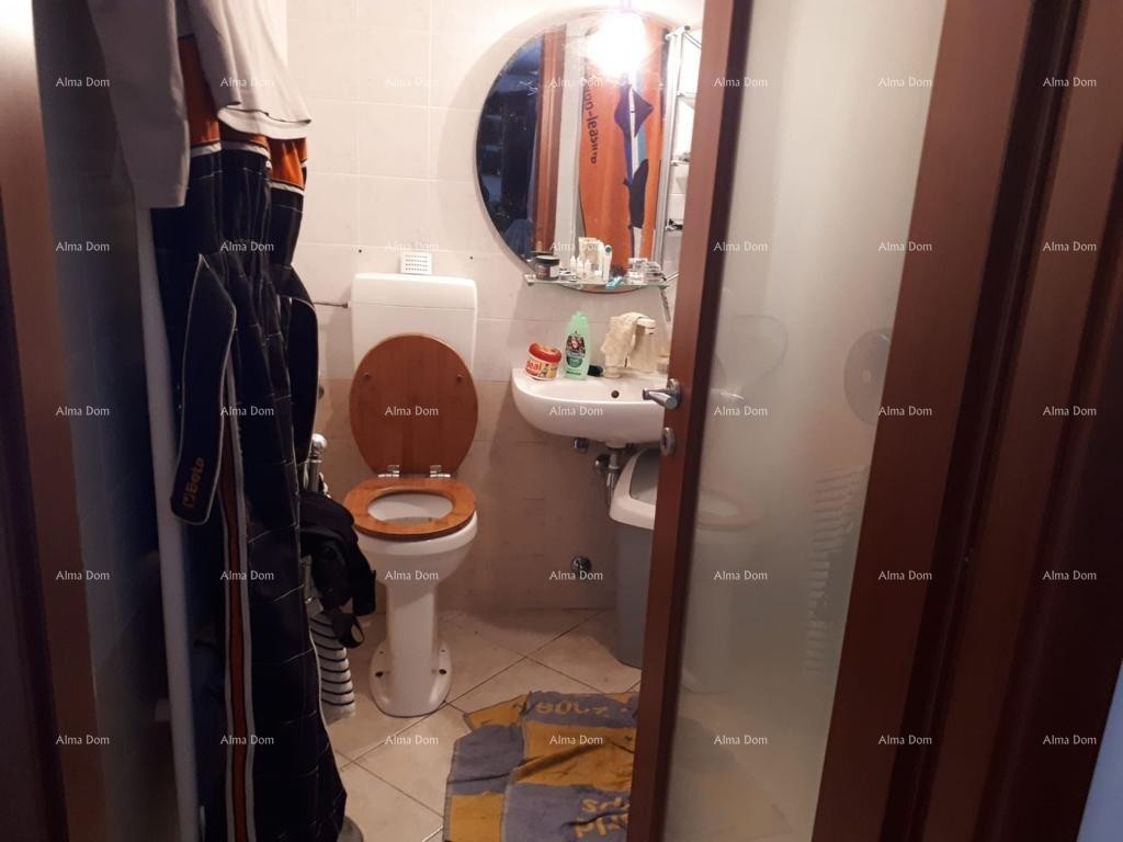 Samostojna hiša, Banjole 22