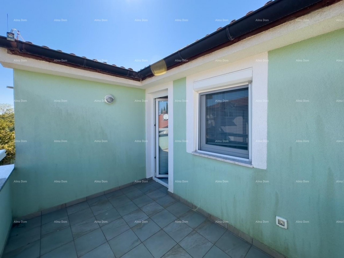 MEDULIN!  Studio apartmen na drugom katu etažirane zgrade. 13