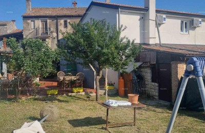 House with restaurant for sale, Brtonigla!