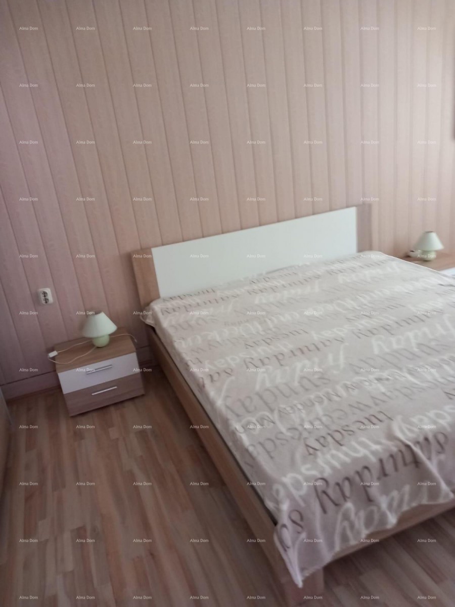 For sale: Family house in Pula with a separate apartment. 6