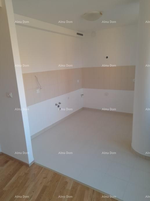 Продажа - квартира с гаражным местом в отличном месте, Пула! 7