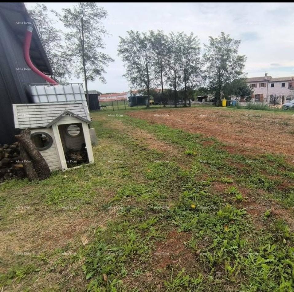 Prodaja - gradbeno zemljišče z idejnim projektom v bližini Karigadora, Brtonigla! 2