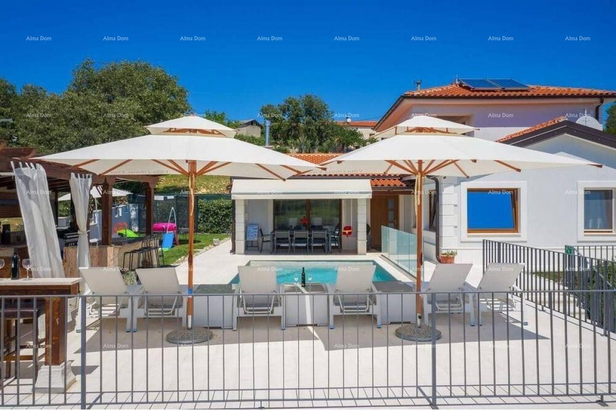 Vicino a Cittanova, nuova casa con piscina. 1