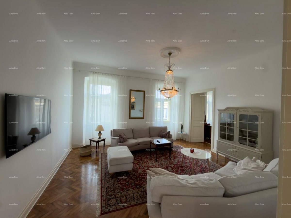 Renovated Apartment in the Center of Pula! 4