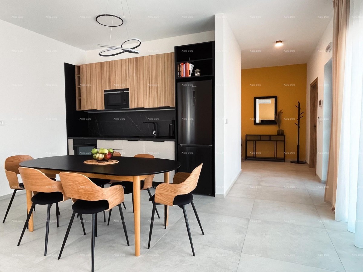 Top location, Pomer! Modern two-story house with pool and jacuzzi! 12