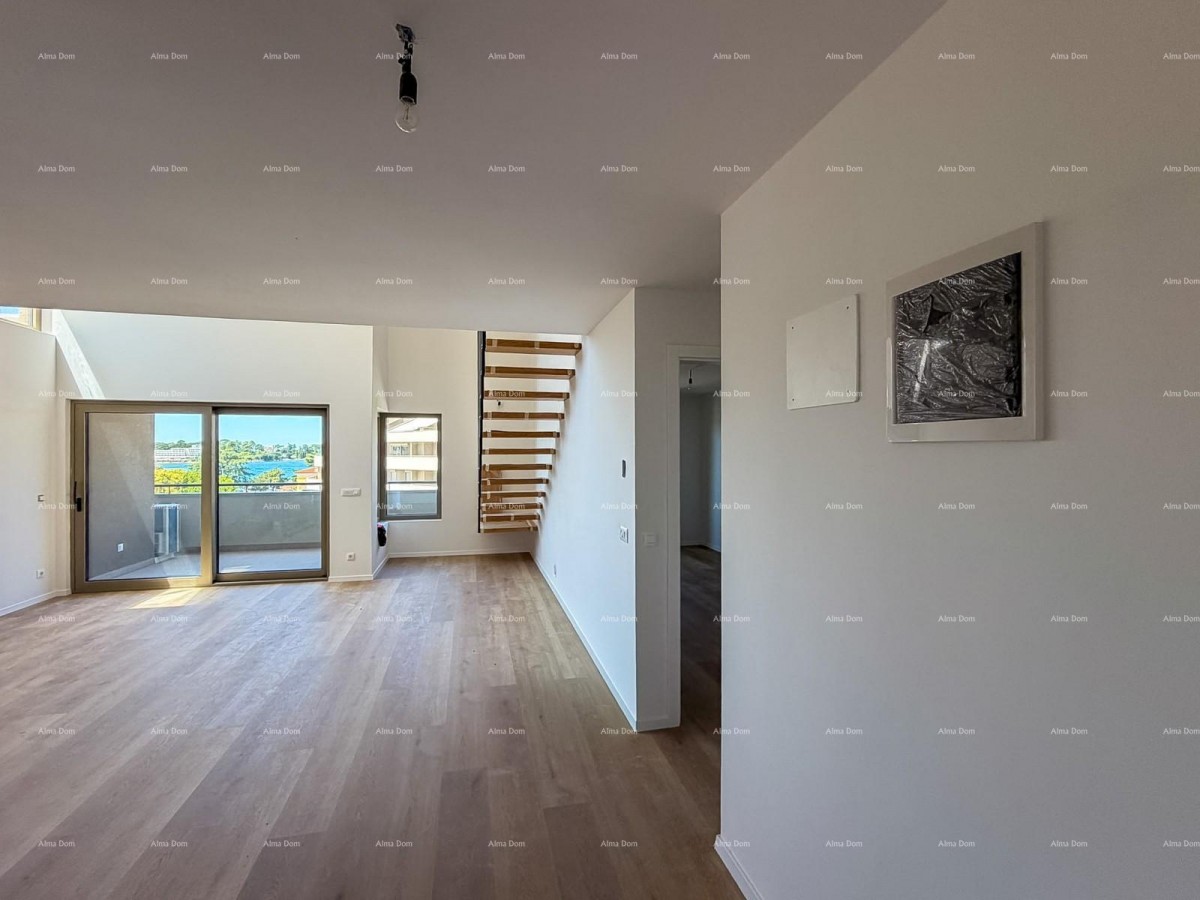 DVOETAŽNI APARTMA V CENTRU POREČA 2