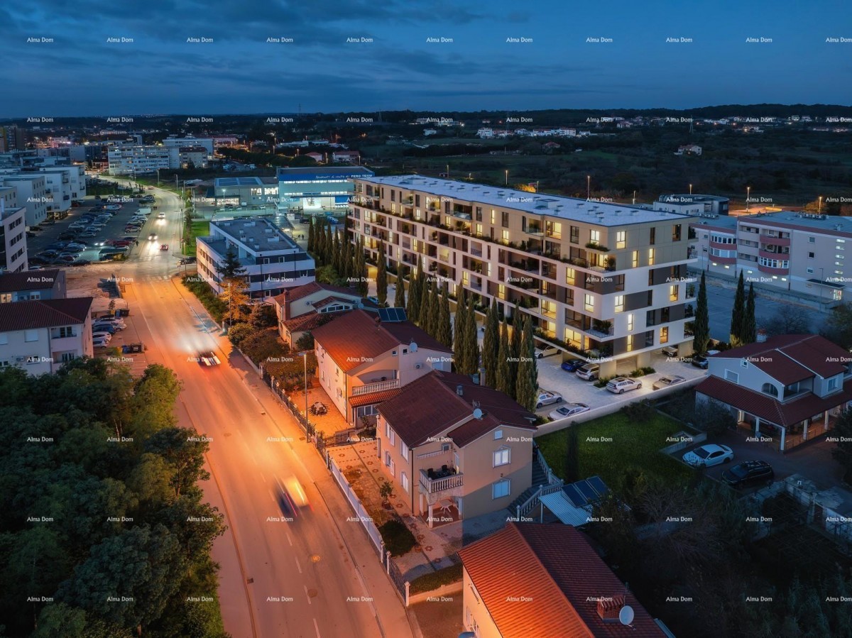Pula! Edificio residenziale moderno con ascensore, vicino al centro. 1