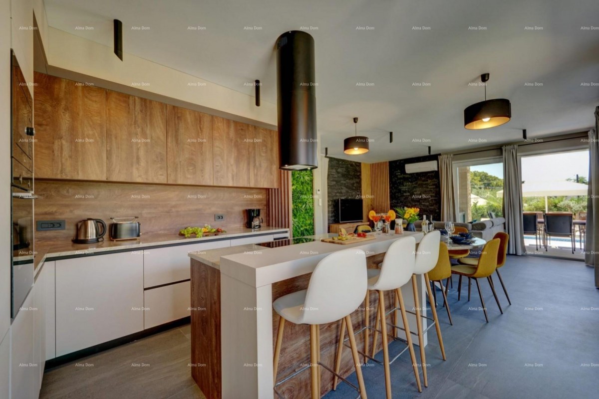 Modern villa with a pool and sauna, Marčana! 10