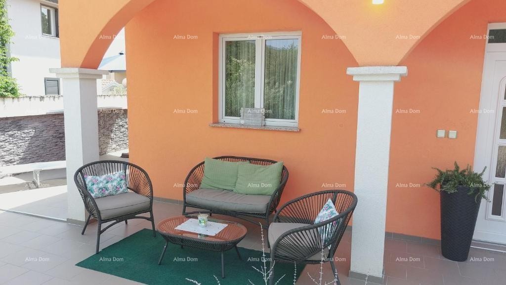 House with a beautiful view of the mountains, terrace, garden, barbecue, and private parking. 17
