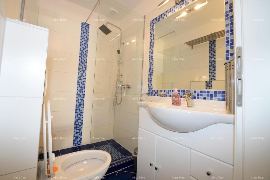 Sale - House with 4 residential units - vicinity of Višnjan! 11