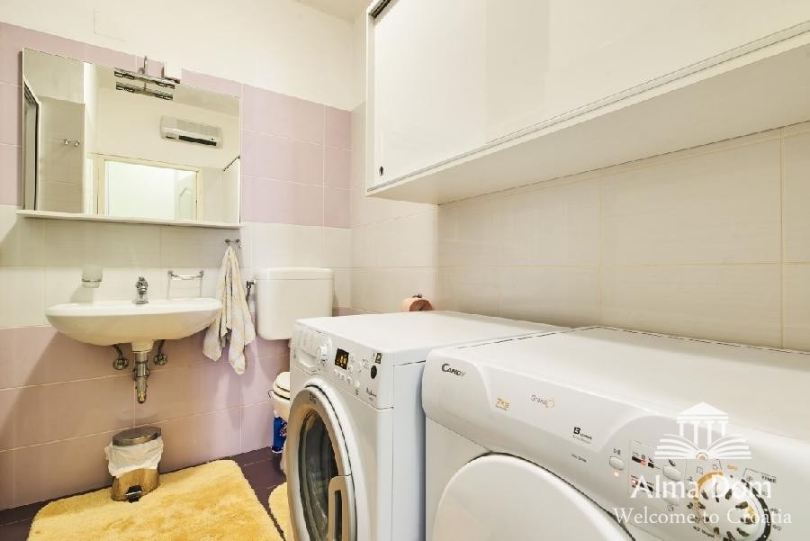 Kuća , blizina grada Umaga. 15