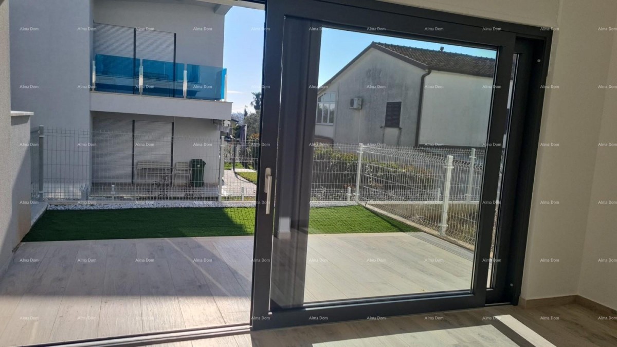 Moderen apartma v bloku D z dvema parkirnima mestoma, blizu Umaga! 5