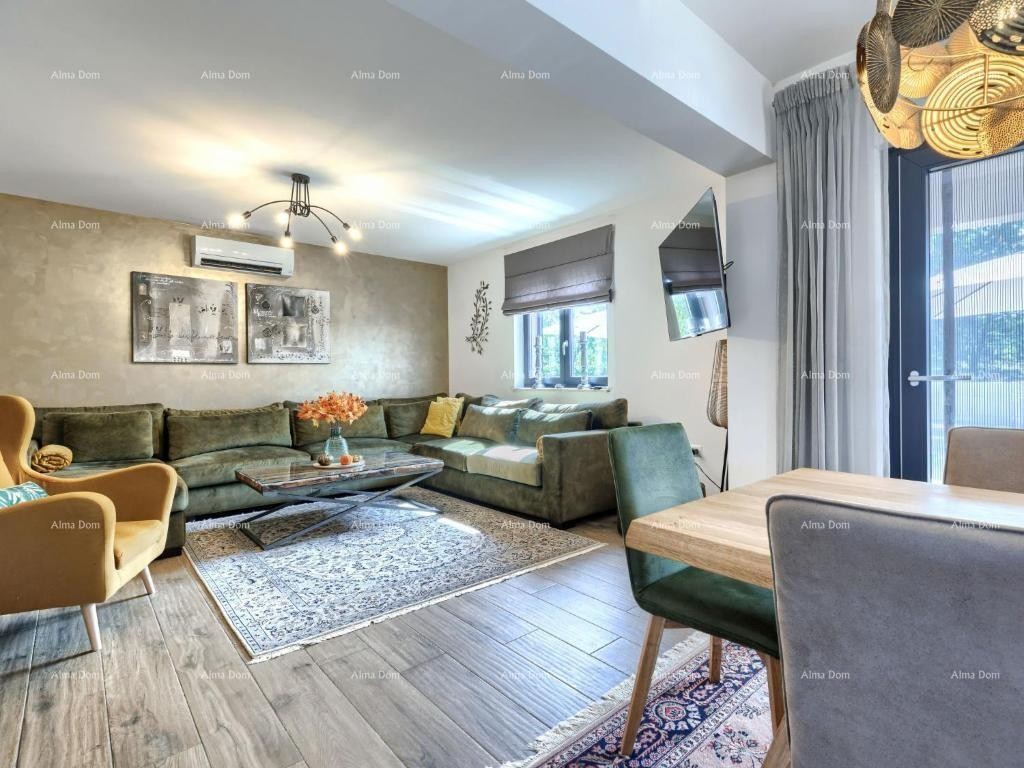 In vendita villa di lusso con piscina in un'oasi verde nei dintorni di Labin 5