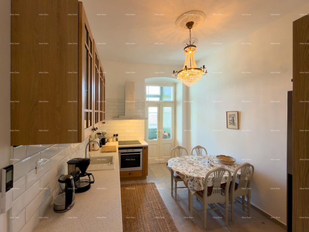 Renovated Apartment in the Center of Pula! 23