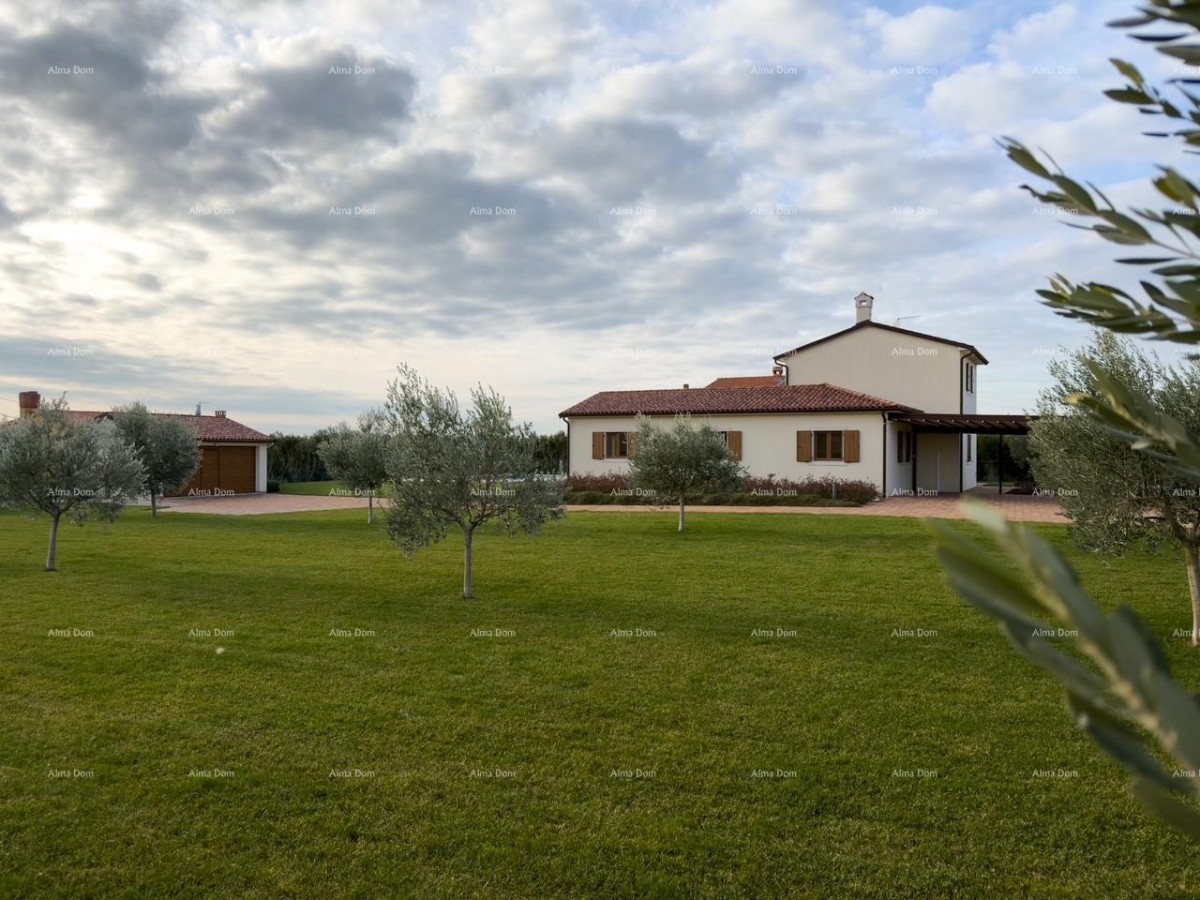 Vendiamo una villa con vista sui Brioni! 47