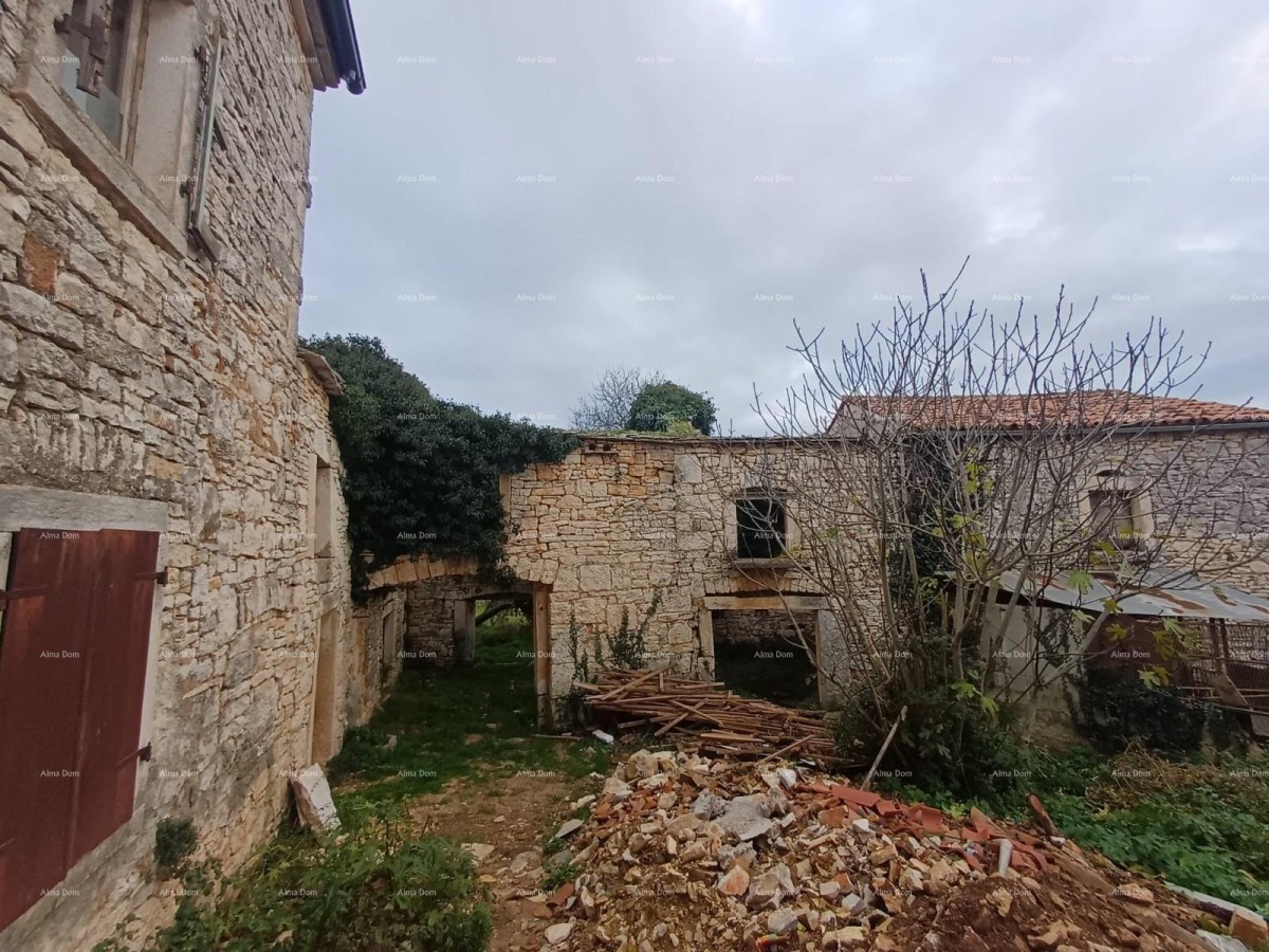 Marčana okolica, Istarsko imanje z več kamnitimi hišami 7