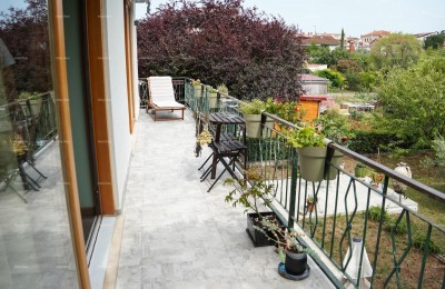 Ровинь. Квартира на первом этаже дома