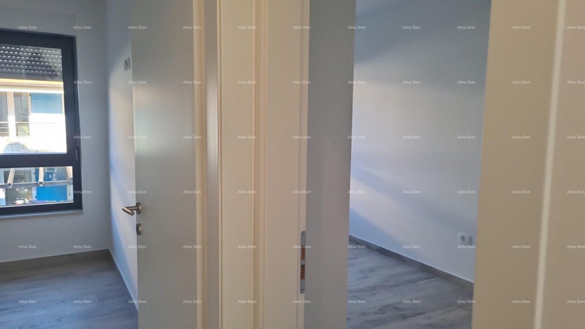 Appartamento moderno con due posti auto, nel blocco B, vicino a Umago! s2 7