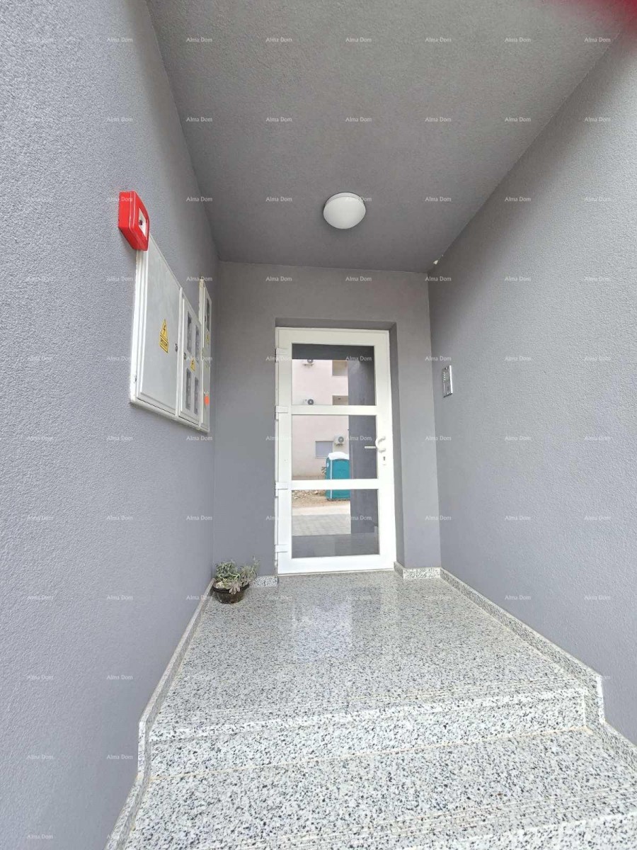 Novogradnja Pula, Valdebek! 6