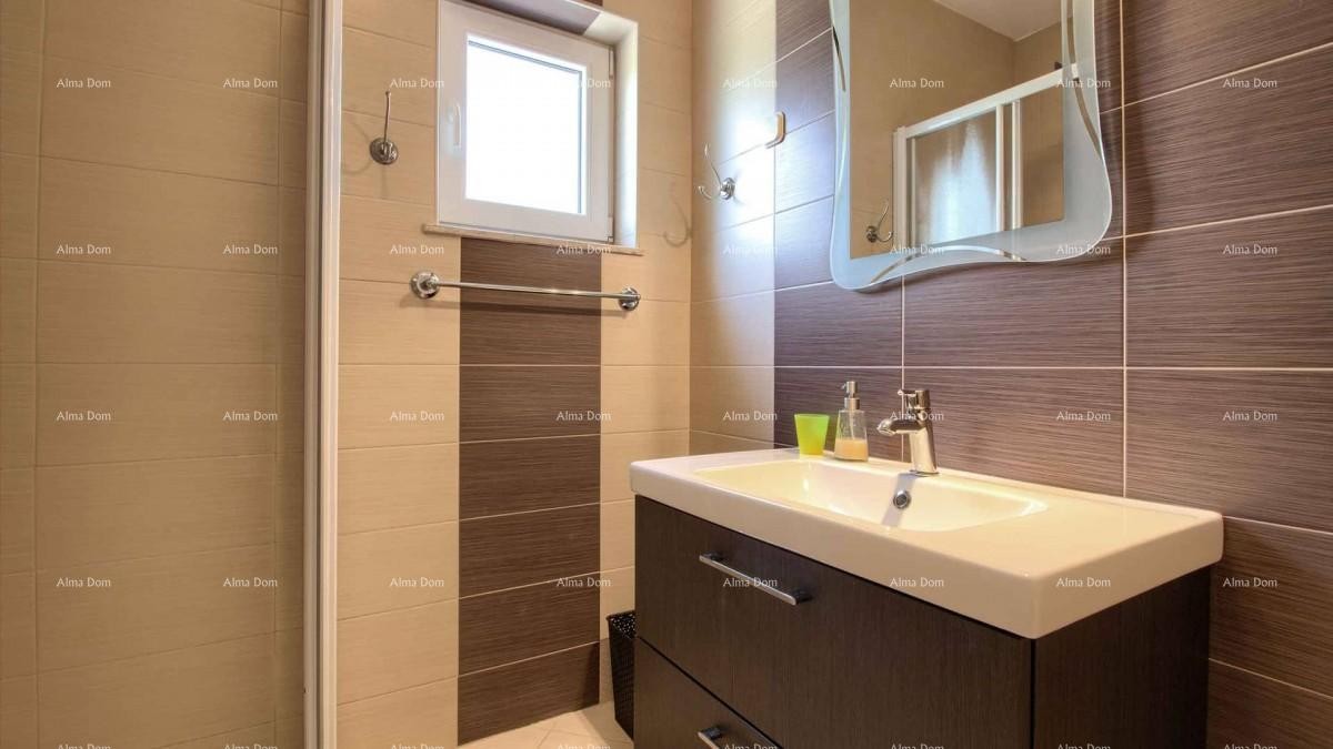 House with a pool in Medulin 16