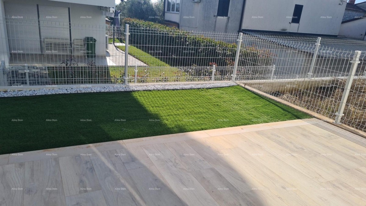 Moderen apartma v bloku D z dvema parkirnima mestoma, blizu Umaga! 4