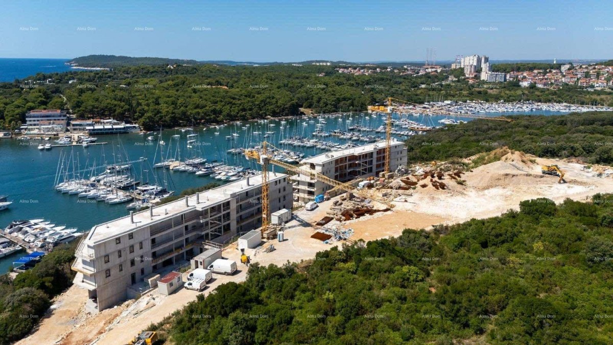 Prodaja modernih stanova u eksluzivnoj zgradi sa pogledom na marinu, Pula! 13