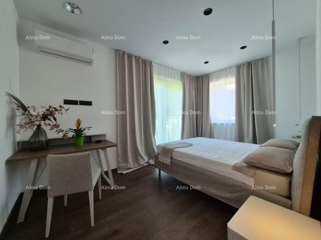 VILLA MODERNA CON PISCINA – 5 KM DAL MARE, TAR 12
