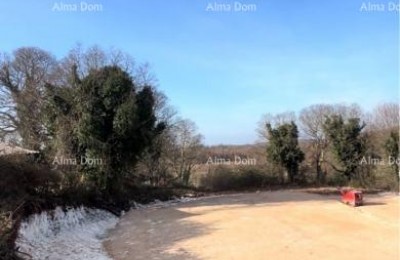 Sveti Lovreč, Građevinsko zemljište 517 m² s otvorenim pogledom