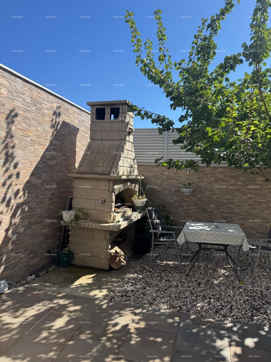 Sale - Modern duplex house with two separate residential units, Medulin! 9