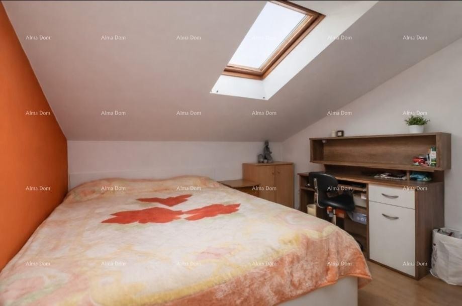 Rovigno – immobile con due appartamenti con vista mare e posto auto 17