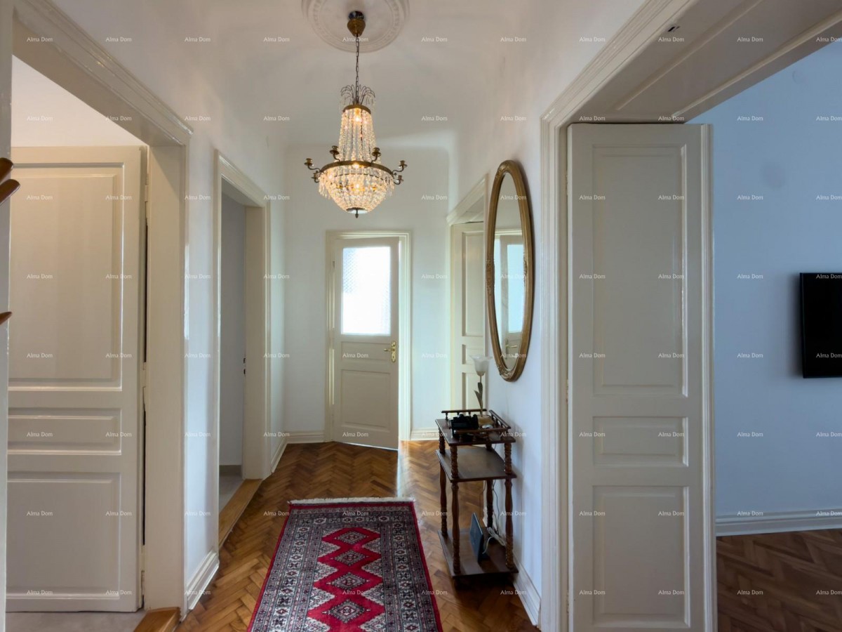 Renovated Apartment in the Center of Pula! 2