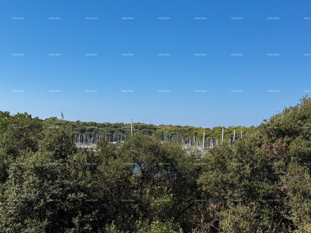 Prodaja modernih stanov v ekskluzivni stavbi s pogledom na marino, Pula! B5 36