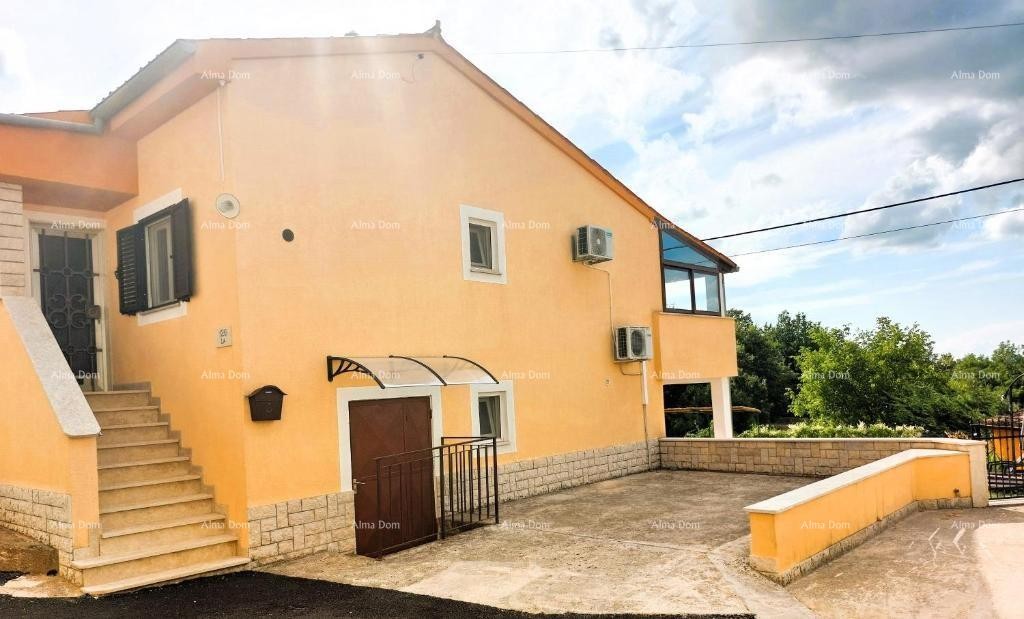 House Karojba 1