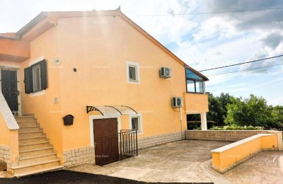 House Karojba