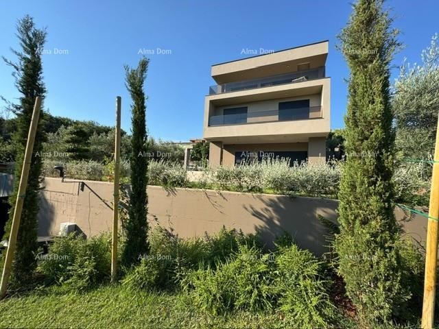 Istra – Medulin, impresivna vila uz šumu s pogledom na more 3