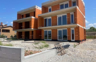 Пореч, Жбандай, Двухуровневая квартира 89 м² в новостройке