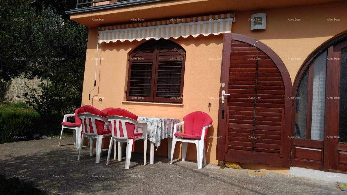 Дом Novi Vinodolski 37