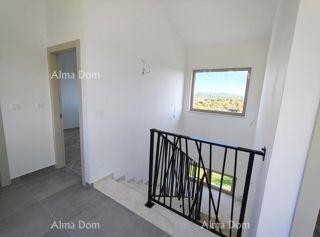 Casa Marčana 8