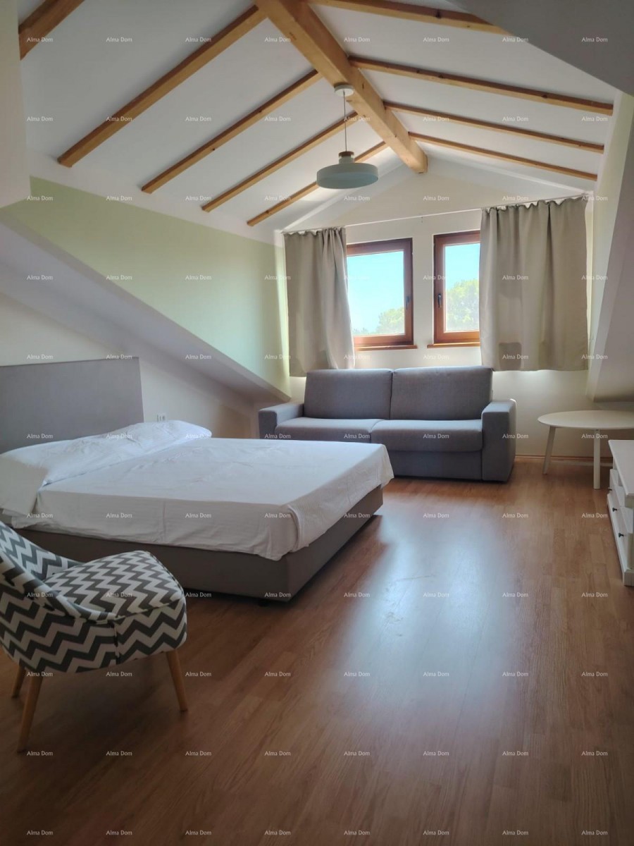 Trosoban stan odmah do mora, Premantura 26