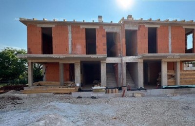 Стан в новостройке – Новиград, 400 м от моря