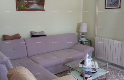 For sale: Family house in Pula with a separate apartment.