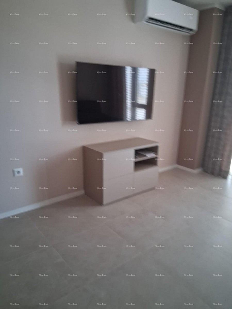 Stan u centru Pule – novogradnja, namješten. 2
