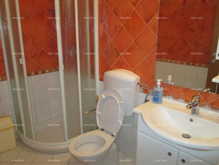 House with 5 apartments for sale with sea view, Premantura 8