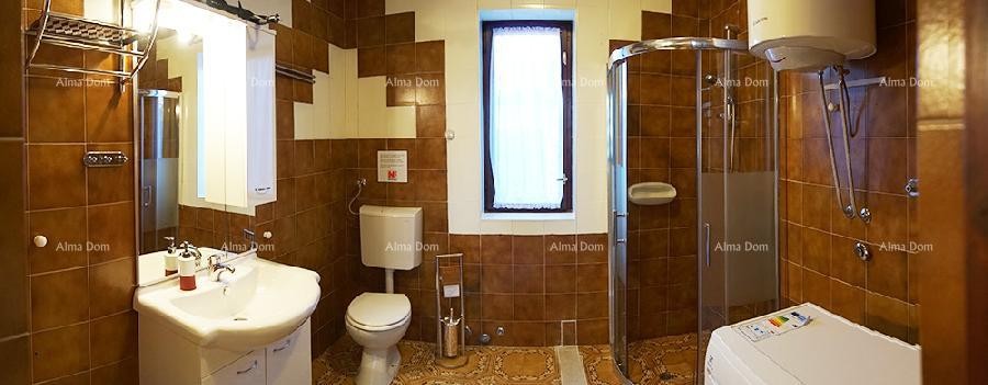House with a restaurant near Ližnjan - Great investment! 14