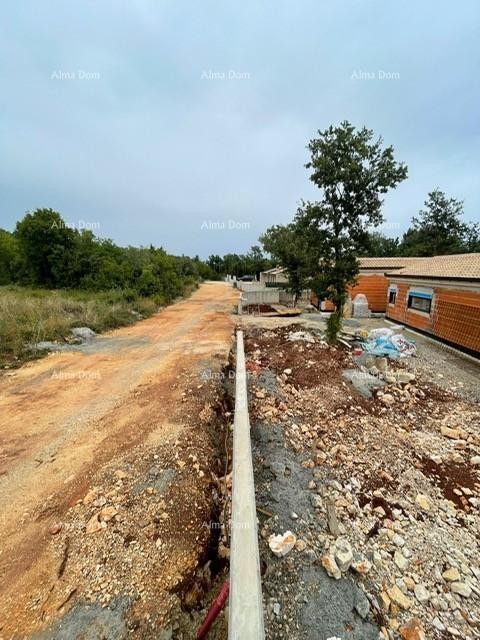 Привлекательный земельный участок в Кернице - идеально для вашего нового дома или инвестиционного проекта. 3