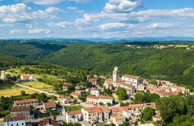 Zemljišče za prodajo – Tinjan, osrednja Istra, 4168 m² (3197 m² stavbno)