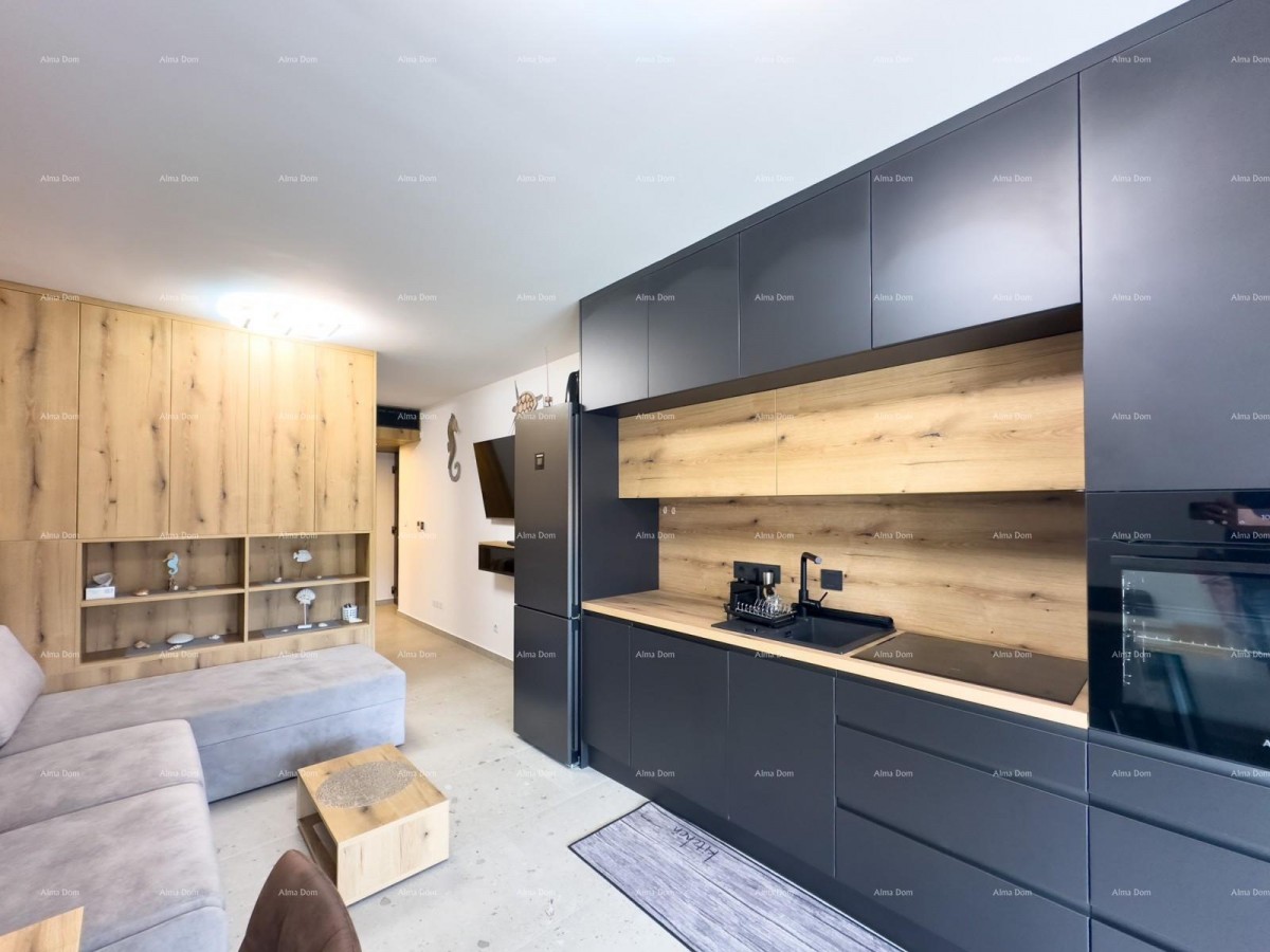 Vendiamo un appartamento completamente ristrutturato a Duga Uvala! 2