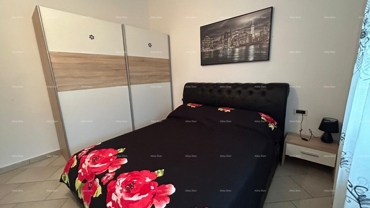 Prodajemo kuću sa više apartmana i bazenom. Pula Veli vrh. 14